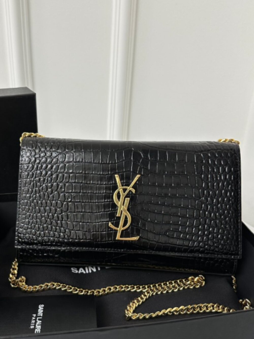 ✨Yves Saint Laurent Black Bag✨